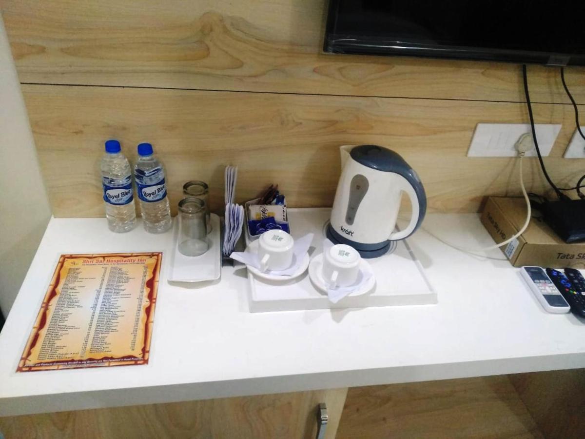Hotel Ss Grand Lucknow Ngoại thất bức ảnh