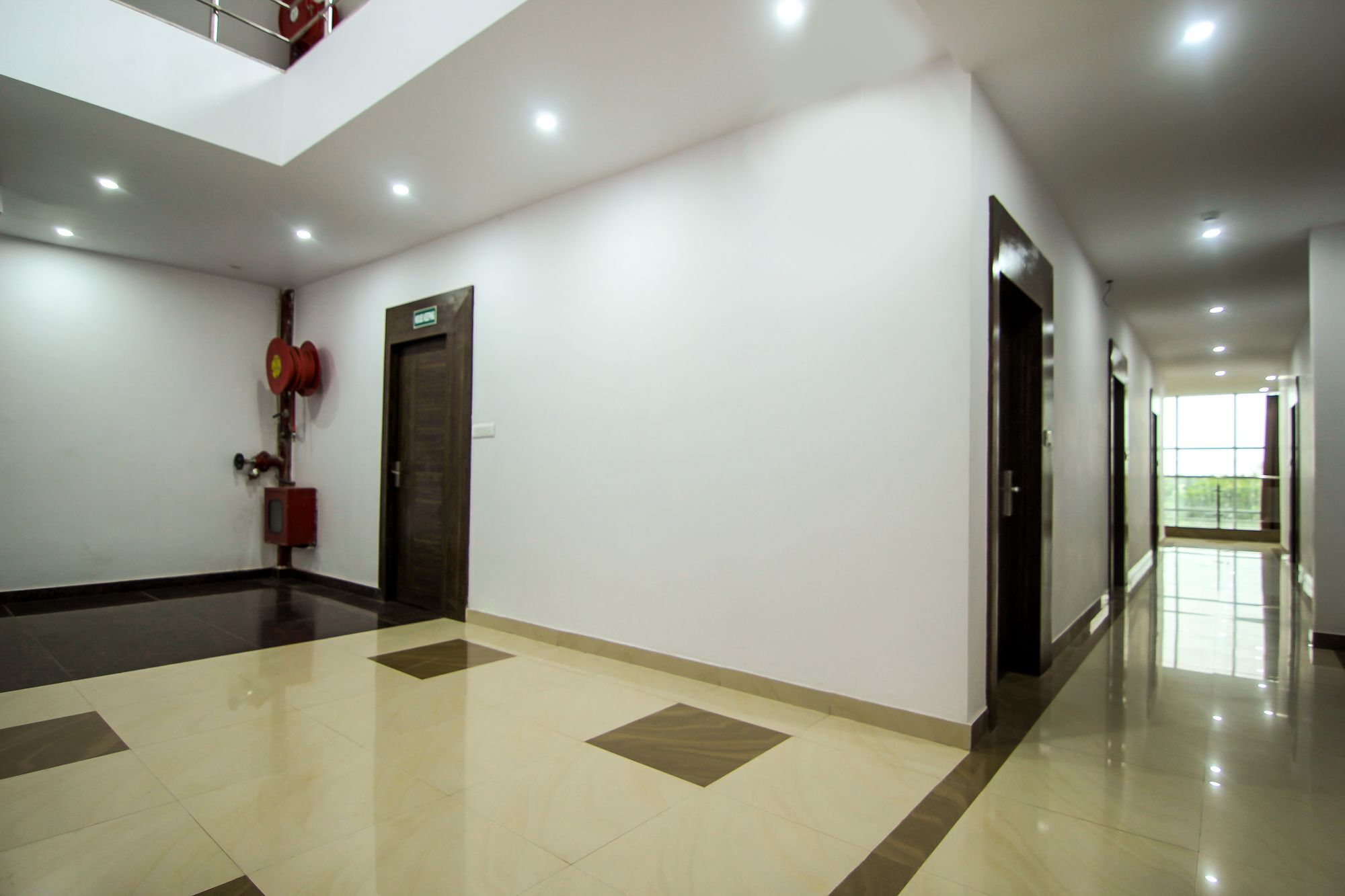 Hotel Ss Grand Lucknow Ngoại thất bức ảnh
